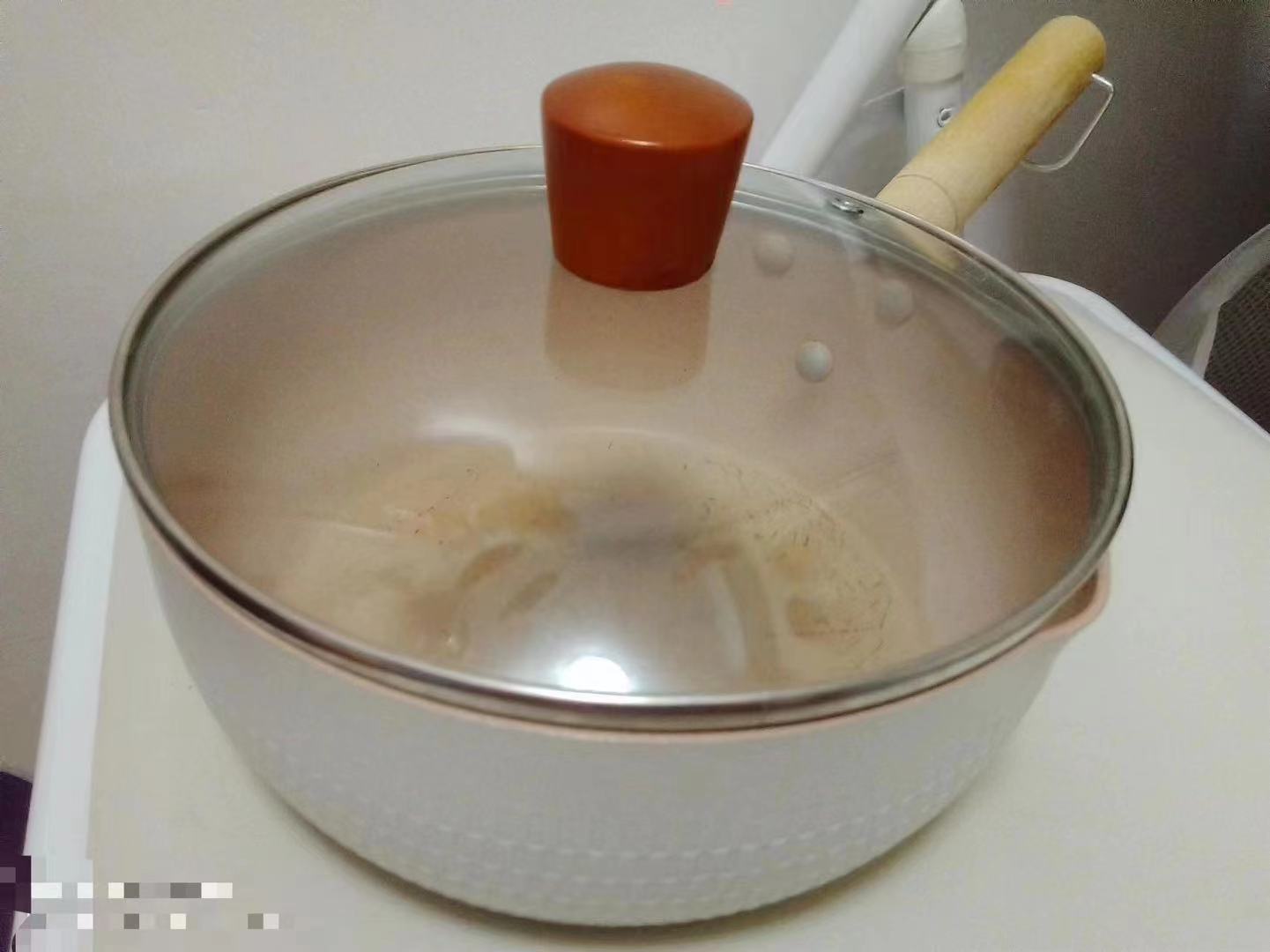 电磁炉可用煮锅