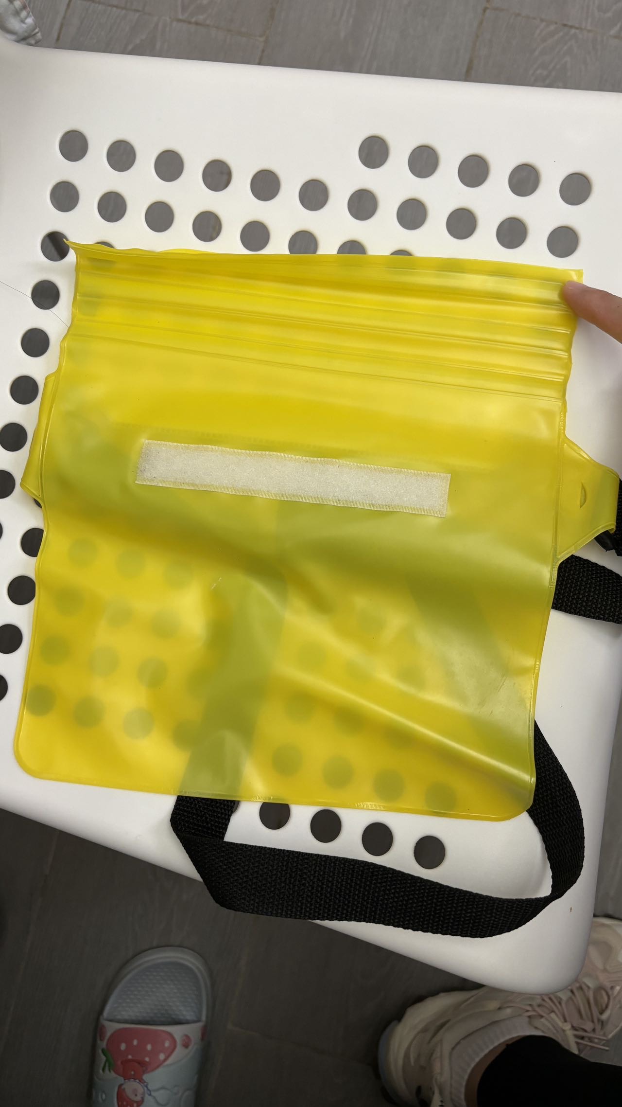 黄色手机防水袋