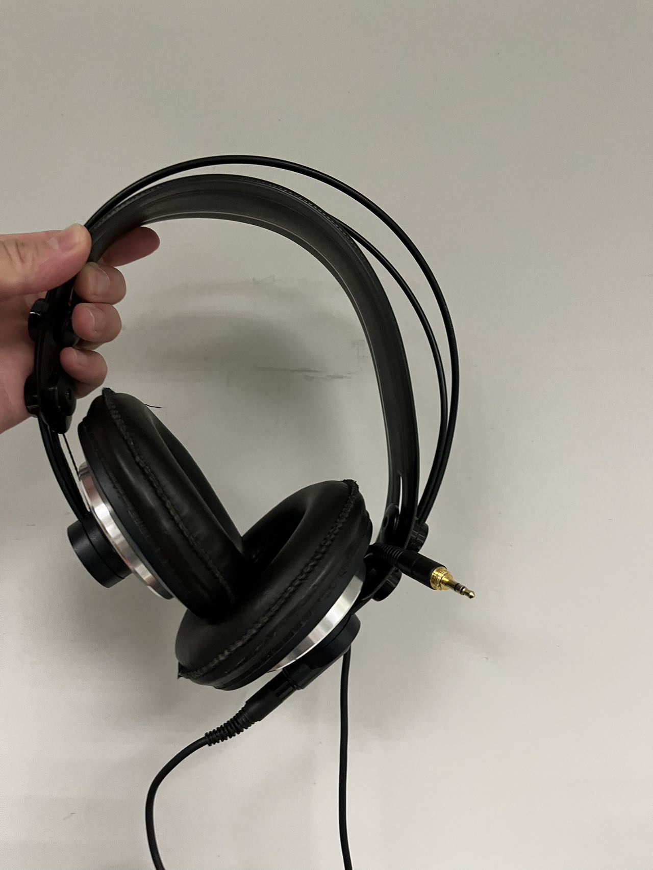 AKG240耳机