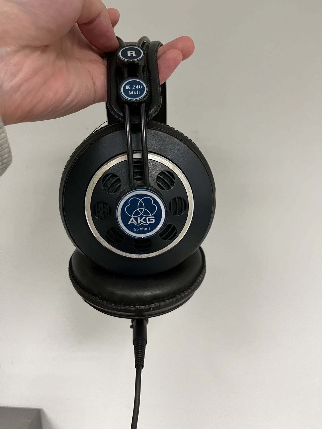 AKG240耳机