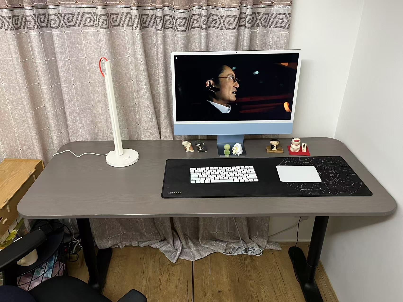 宜家书桌