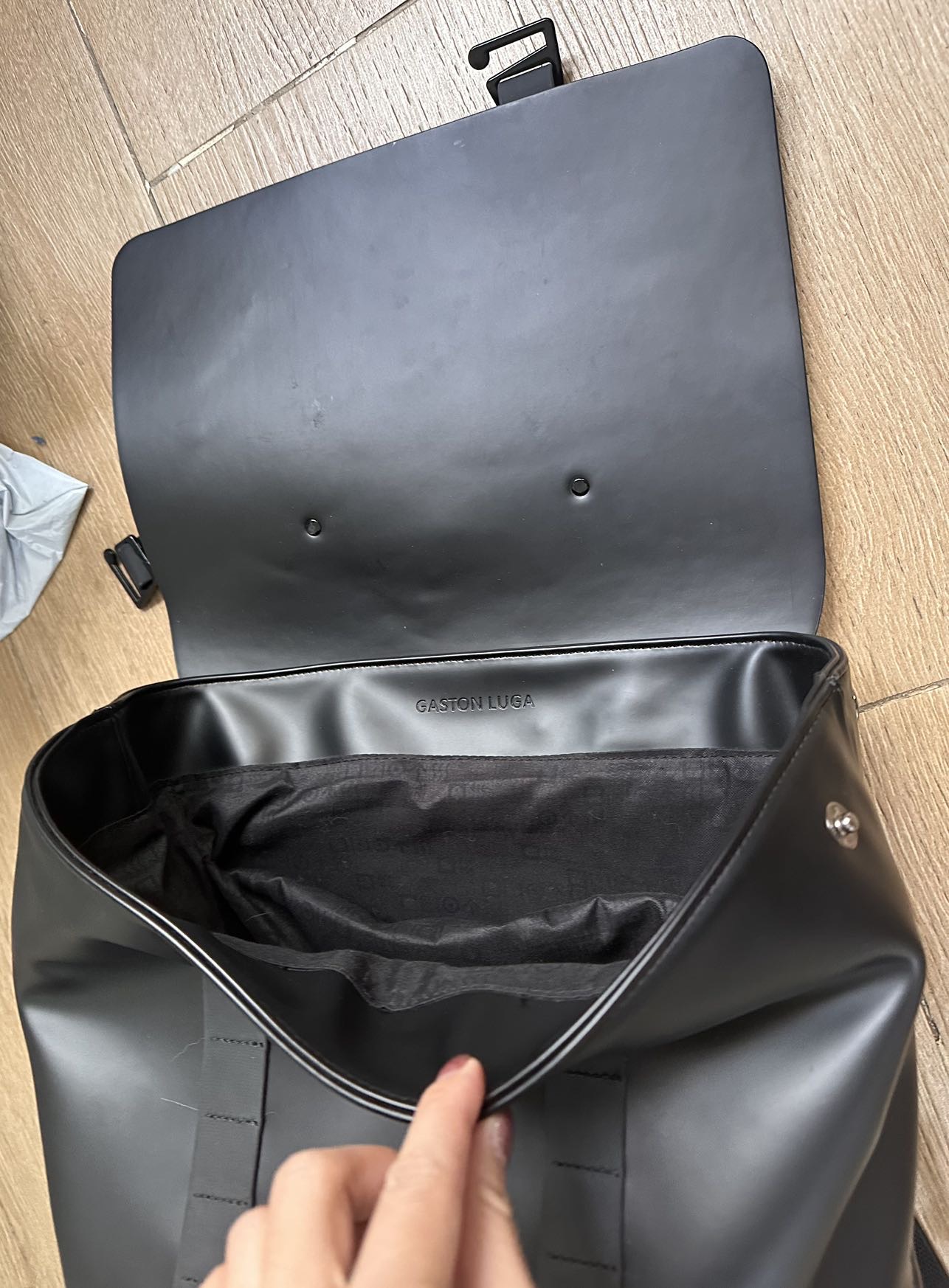 Gaston Luga backpack15.6寸