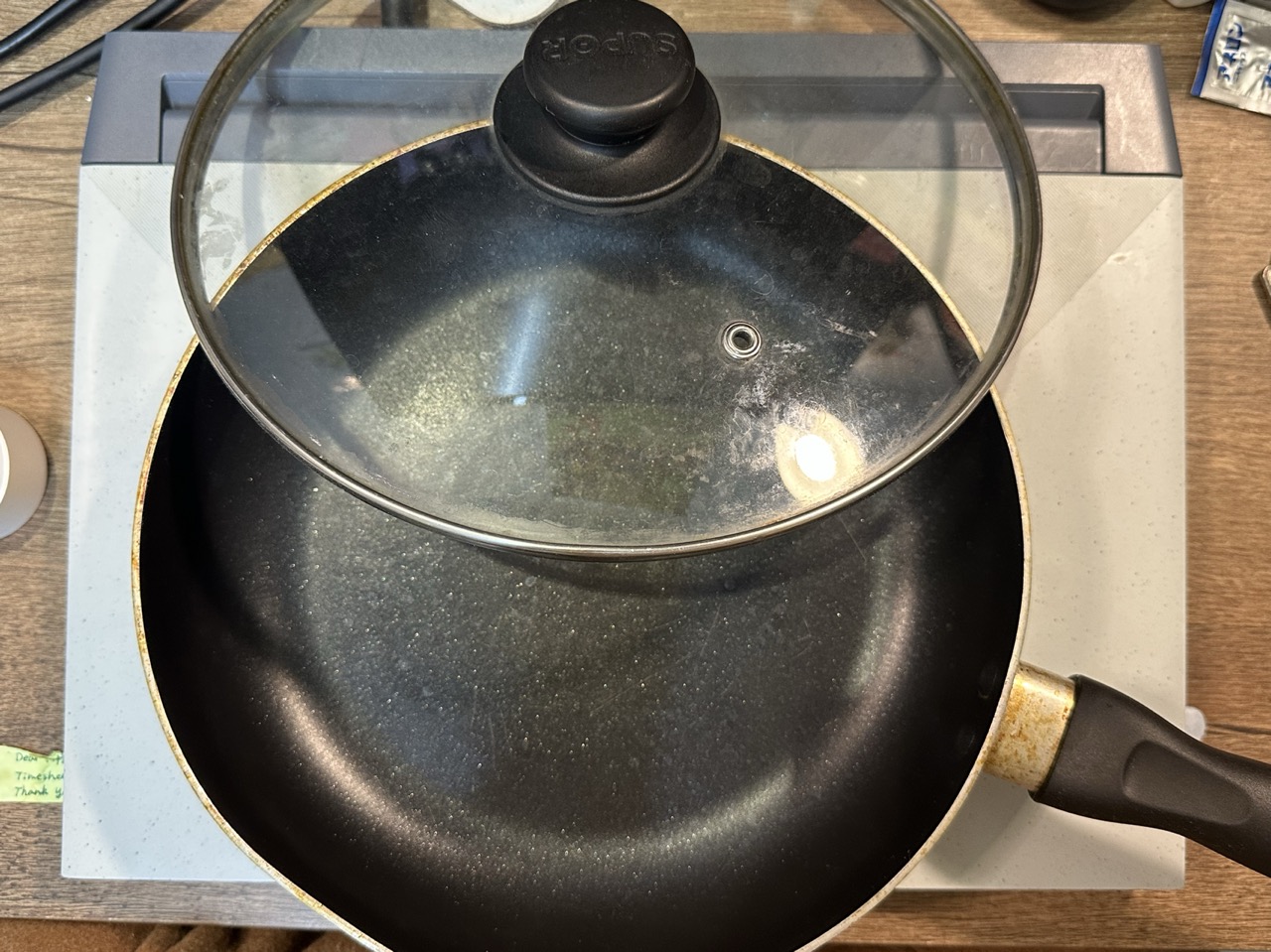 各类厨具（锅铲、锅具等）