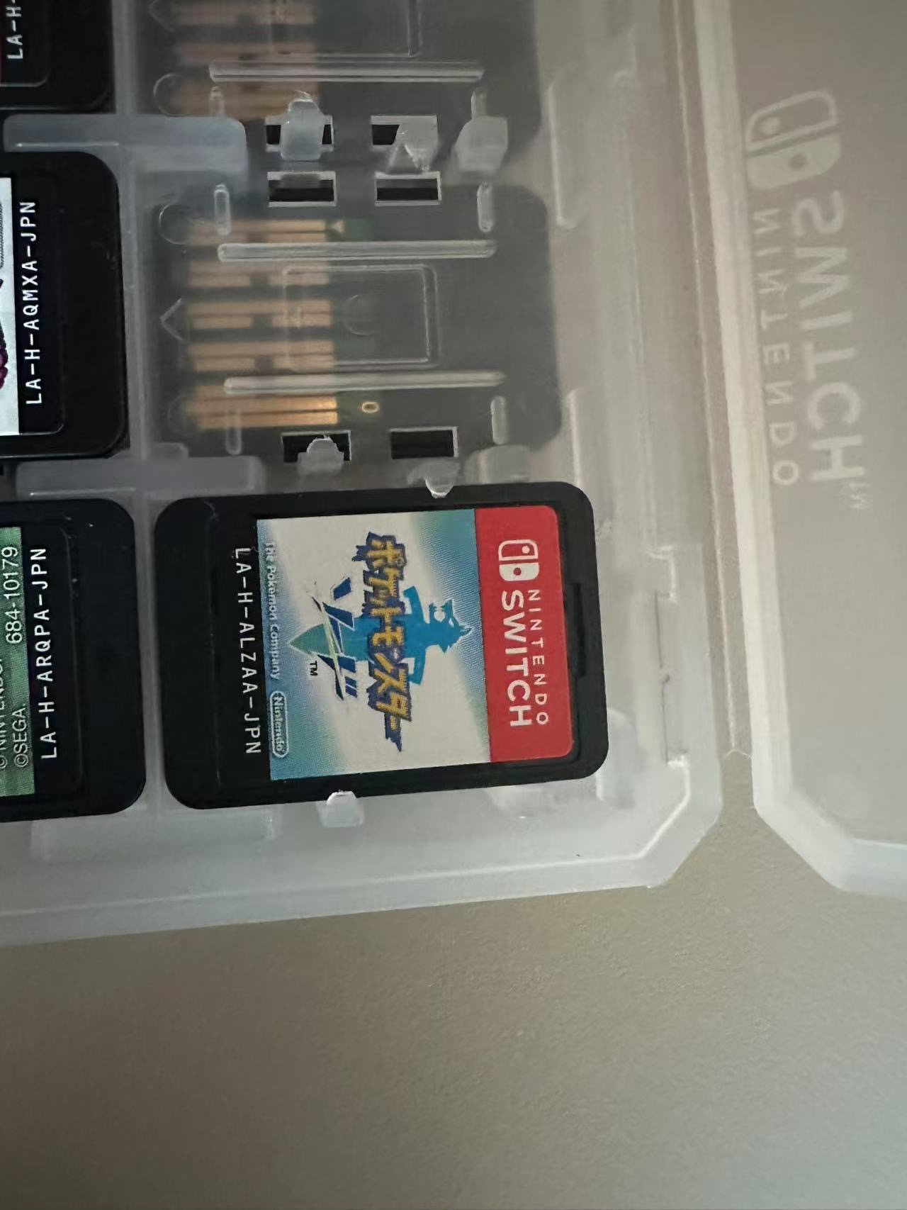 Switch卡带，宝可梦剑盾