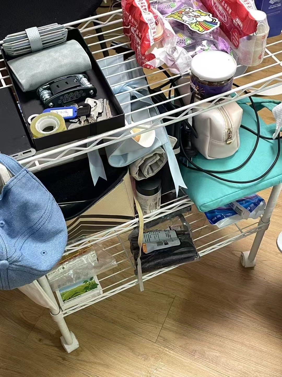 铁三层置物架