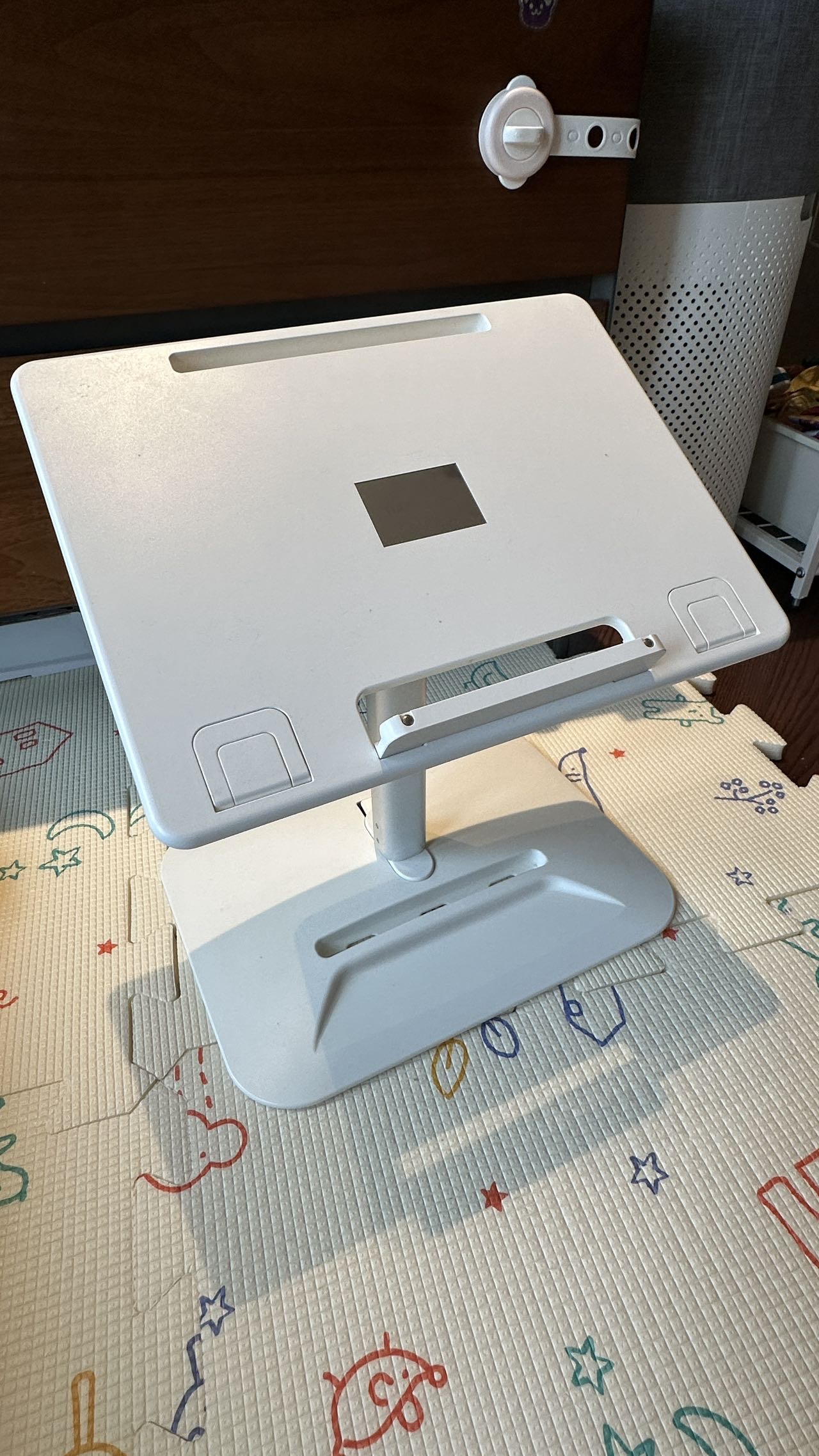 立式升降工作台