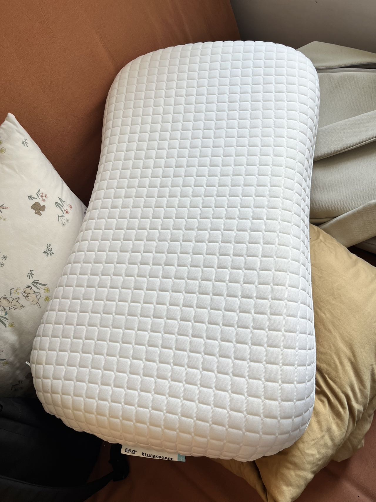 宜家klubbsporre枕头 二五折出