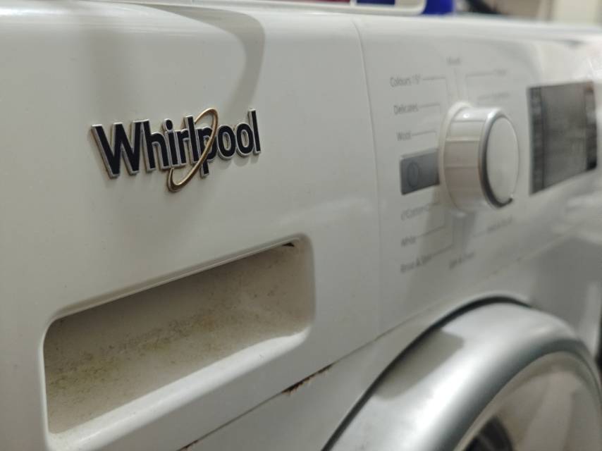 惠而浦滚筒洗衣机带烘干