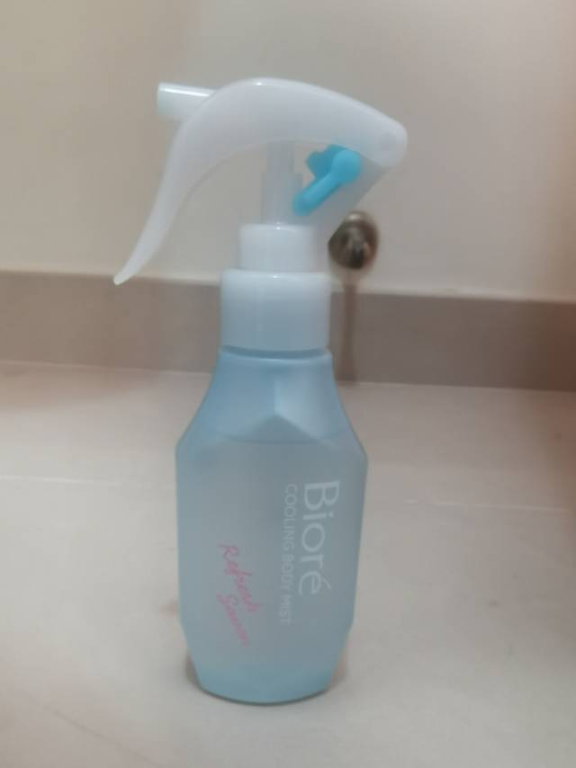 新款  日本Biore碧柔夏季身体瞬间降温10℃冷感清凉舒适凉爽喷雾