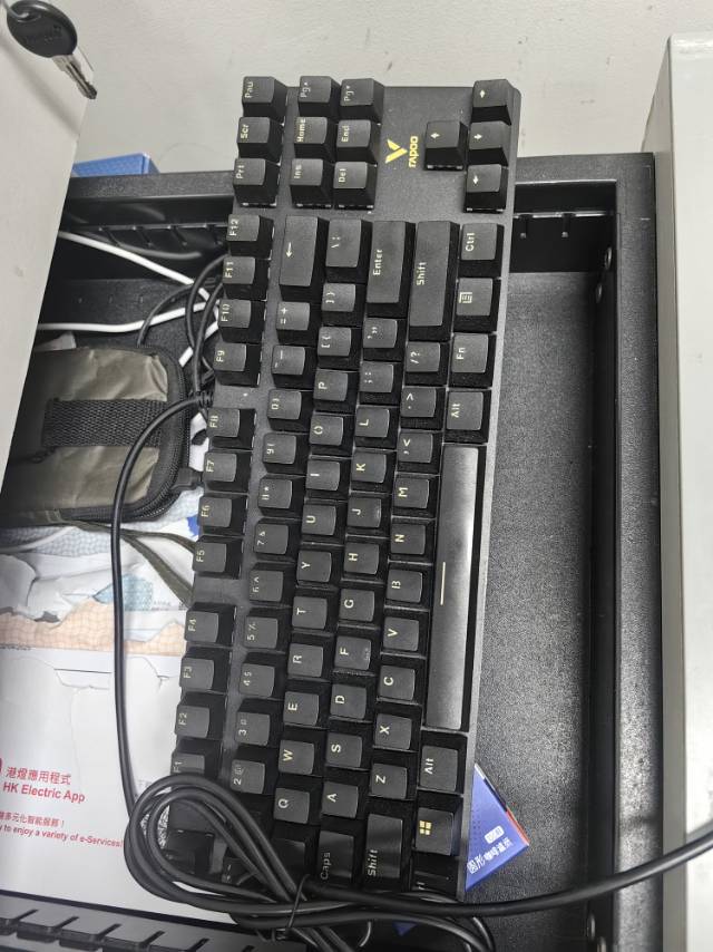 雷柏机械键盘