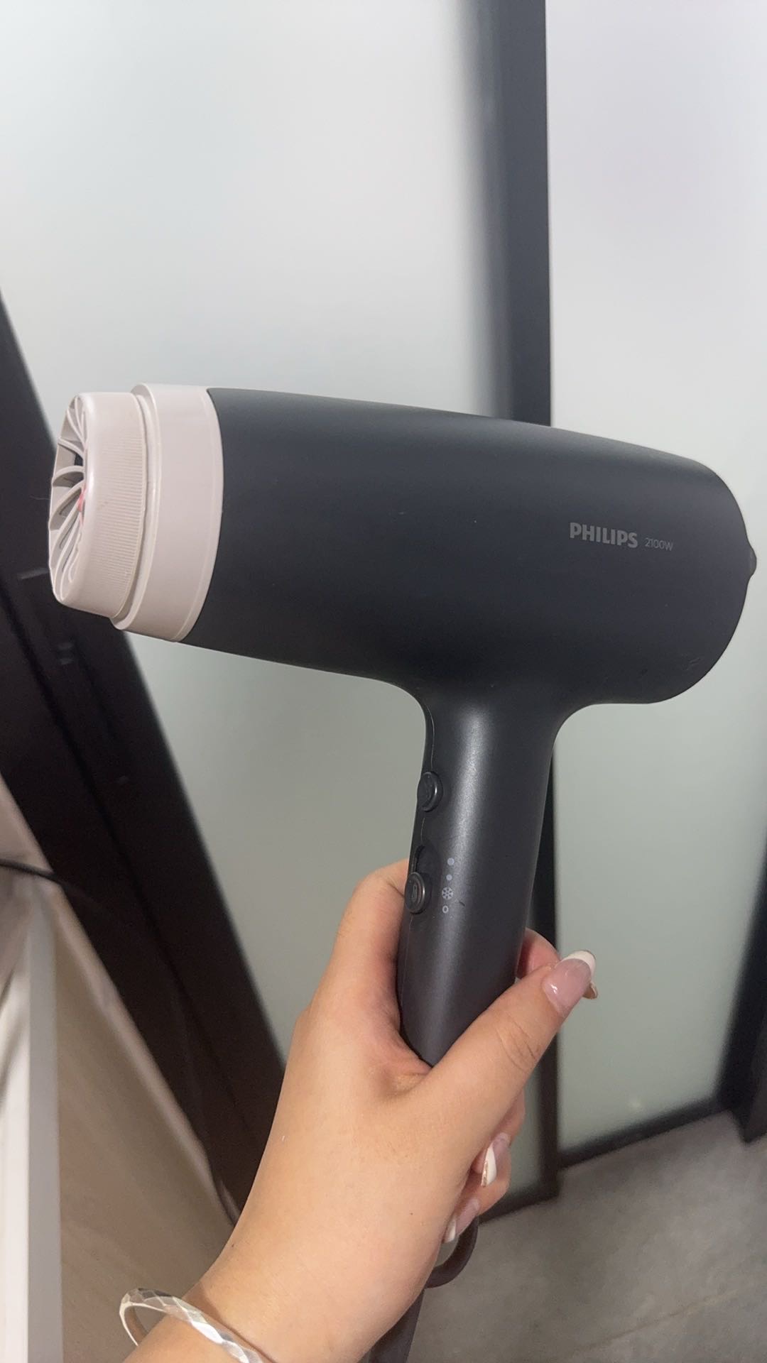 飞利浦吹风机