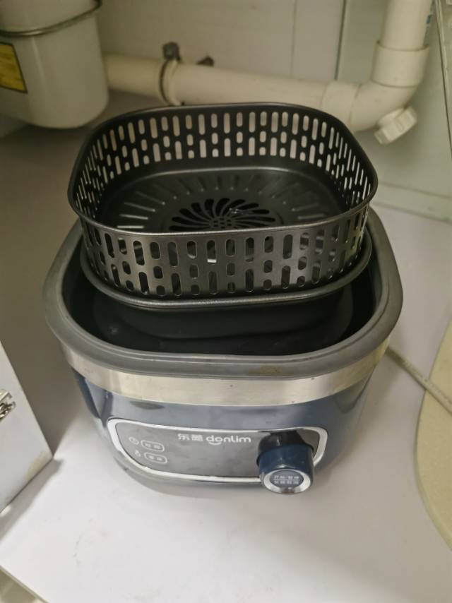 东菱空气炸锅，带烤盘和煮锅