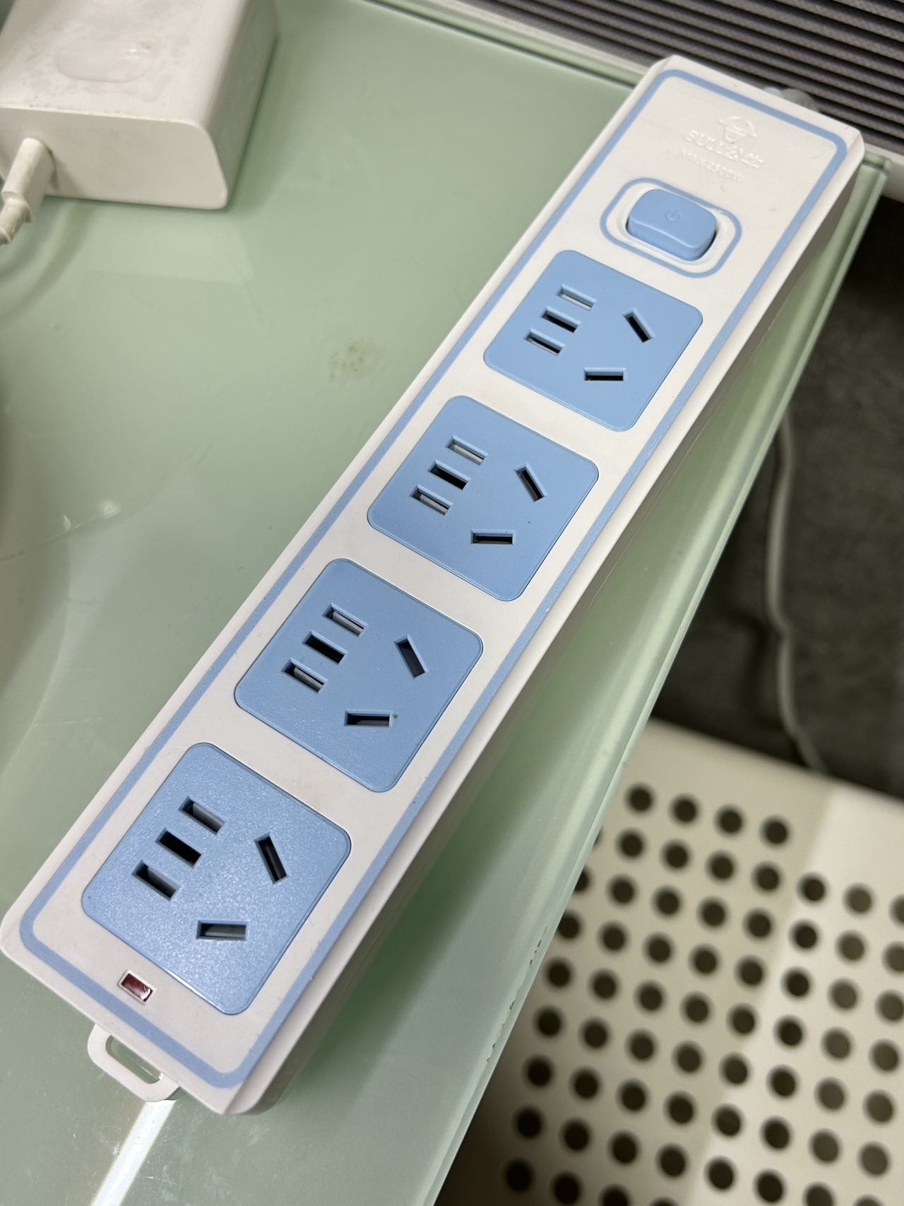 港版排插 插线板1.5米