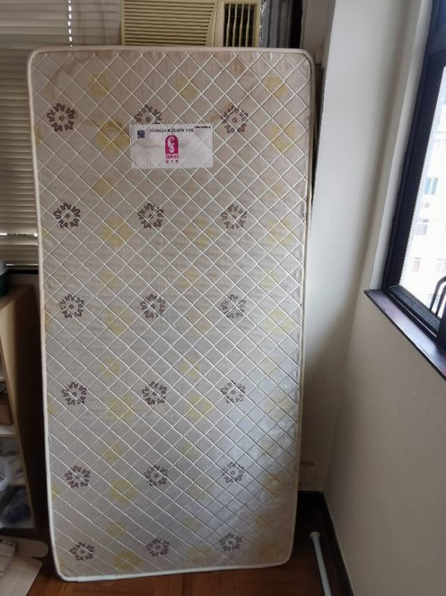 床+床垫