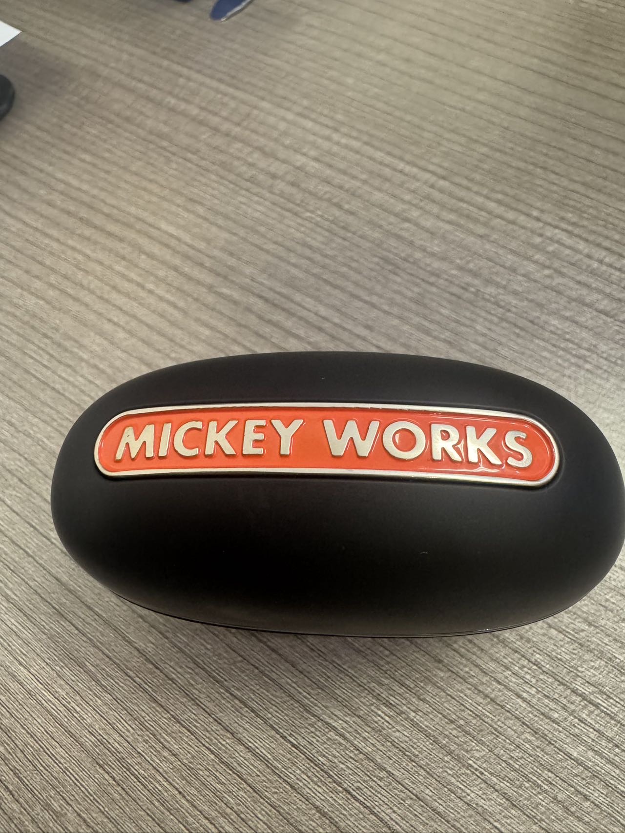 無線藍牙耳機（夾耳式）