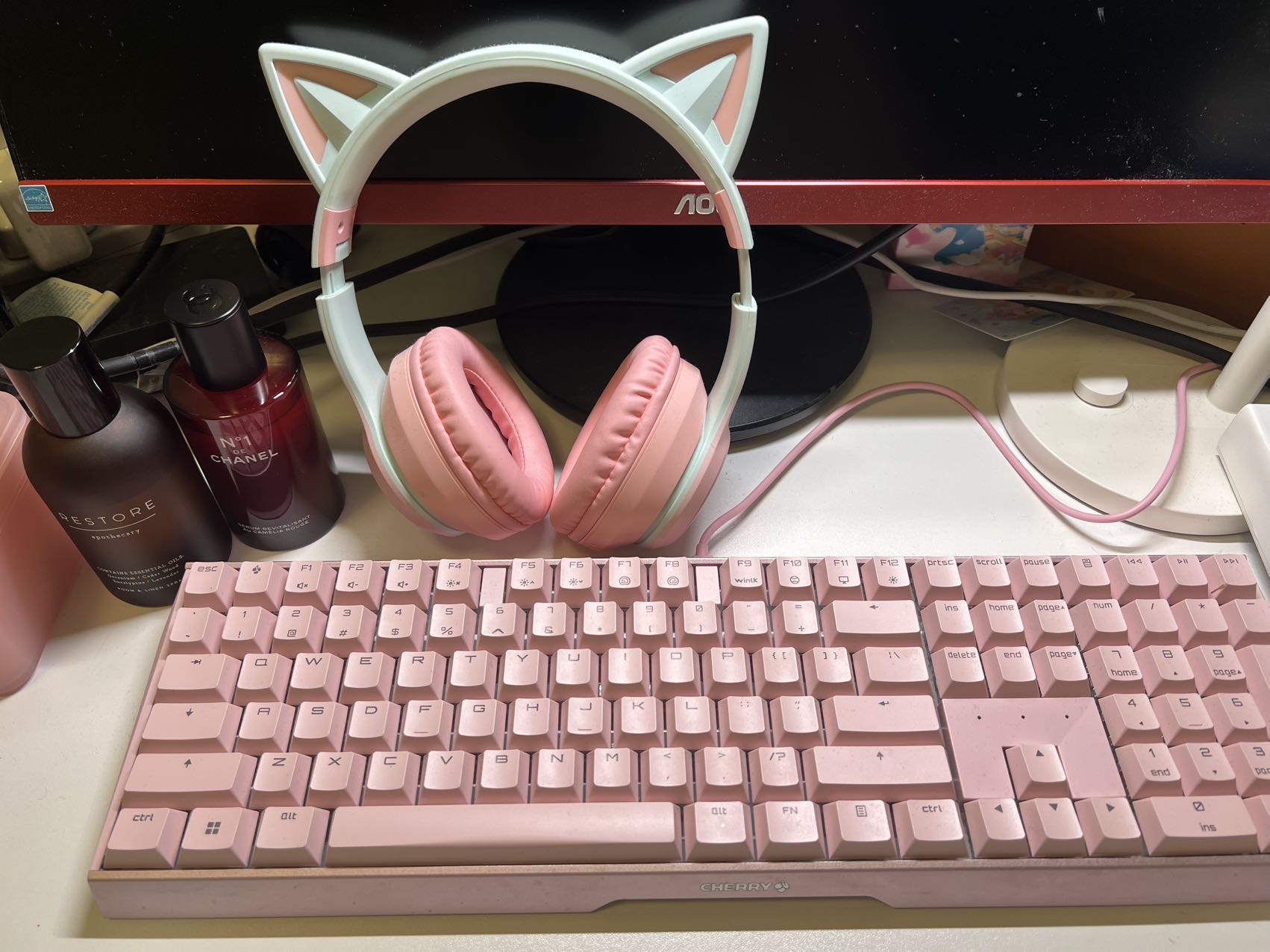 cherry键盘红轴➕蓝牙耳机