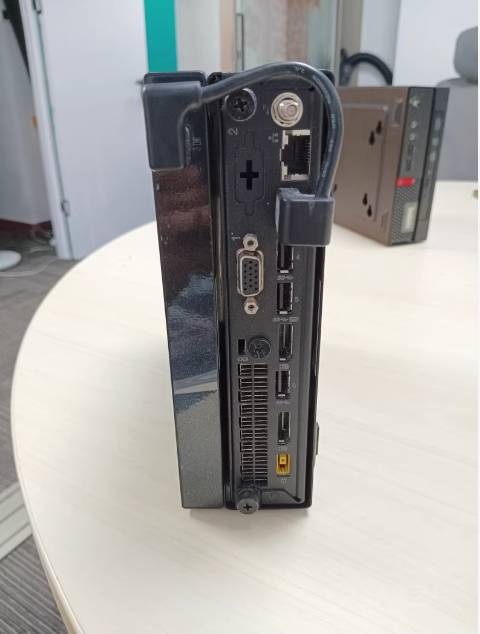 Lenovo ThinkCentre M710q