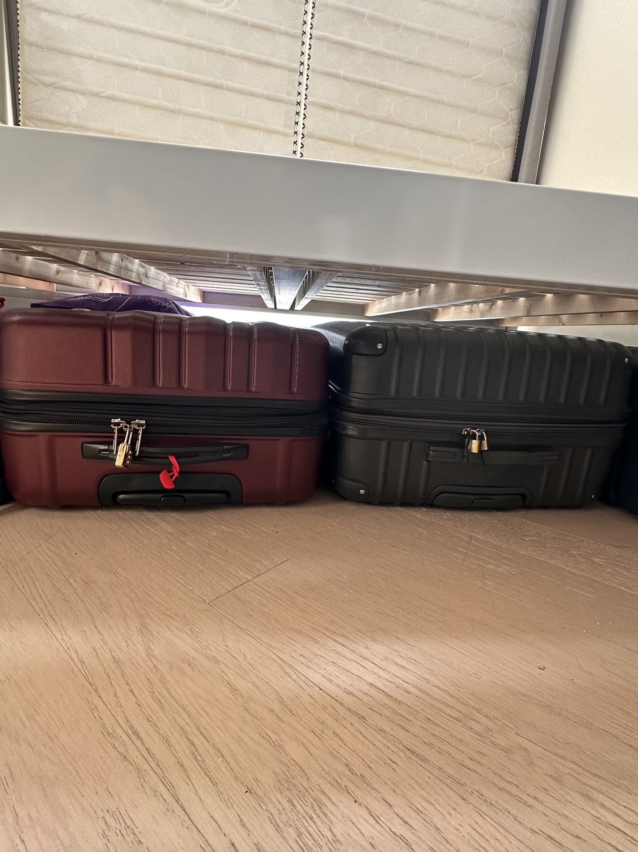 可储物双人床带床垫可全港交易