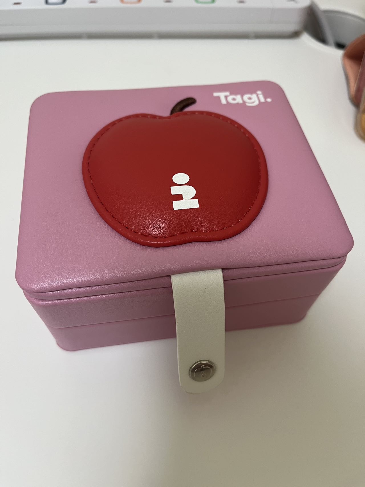 Tagi首饰盒