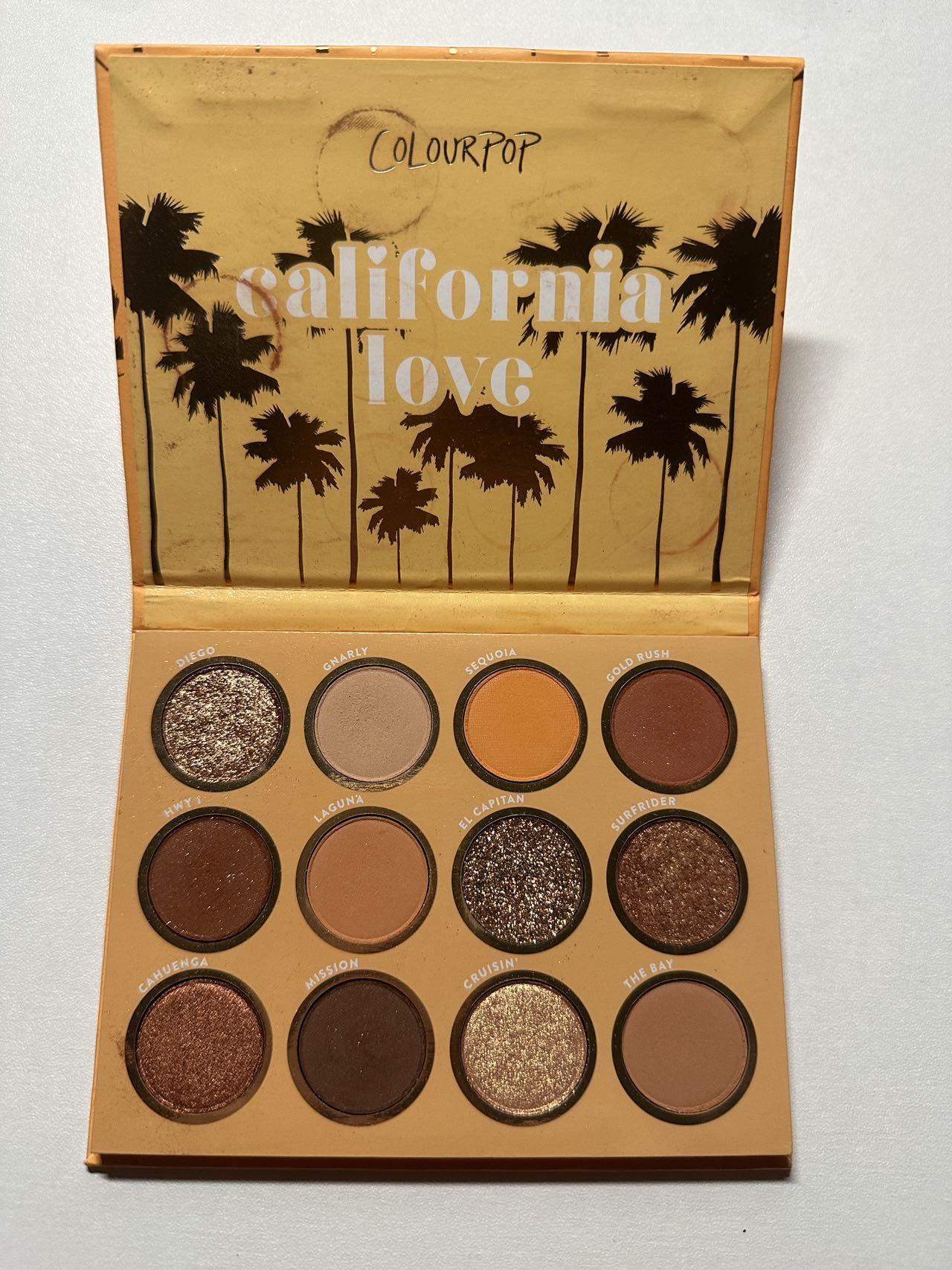 colorpop加州挚爱眼影盘