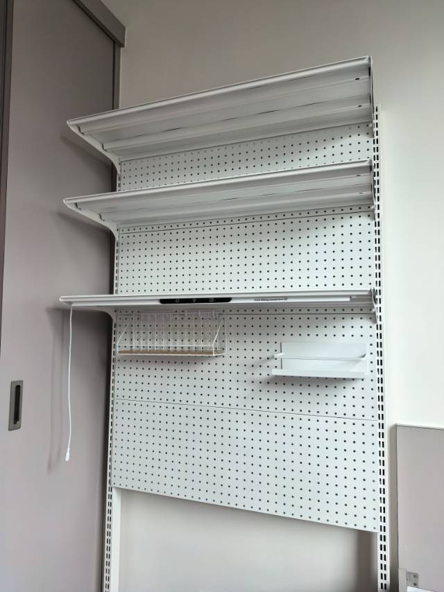 洞洞板书架 + 配套长条灯