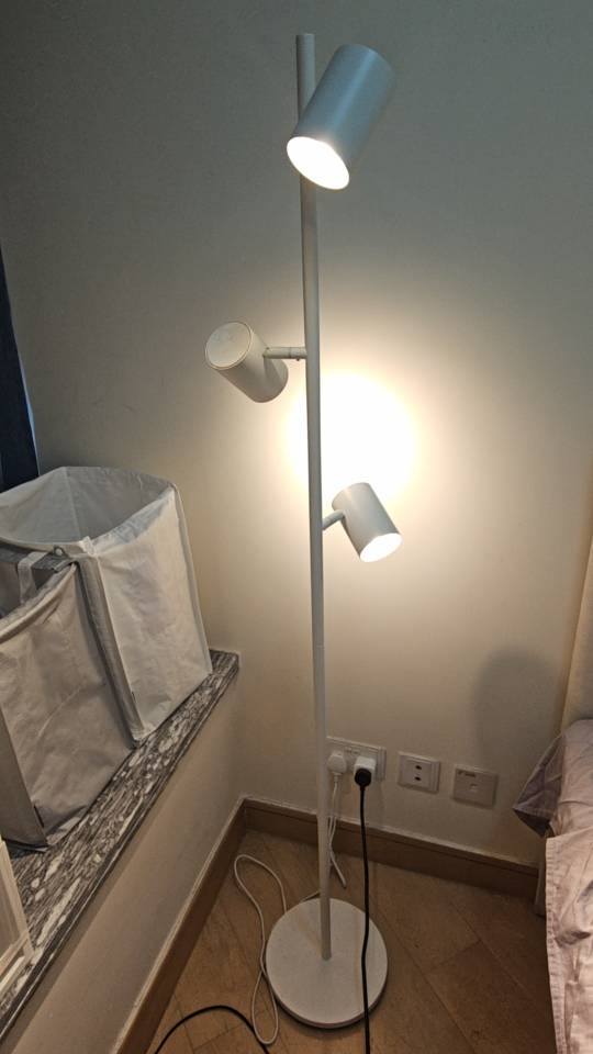 IKEA落地灯