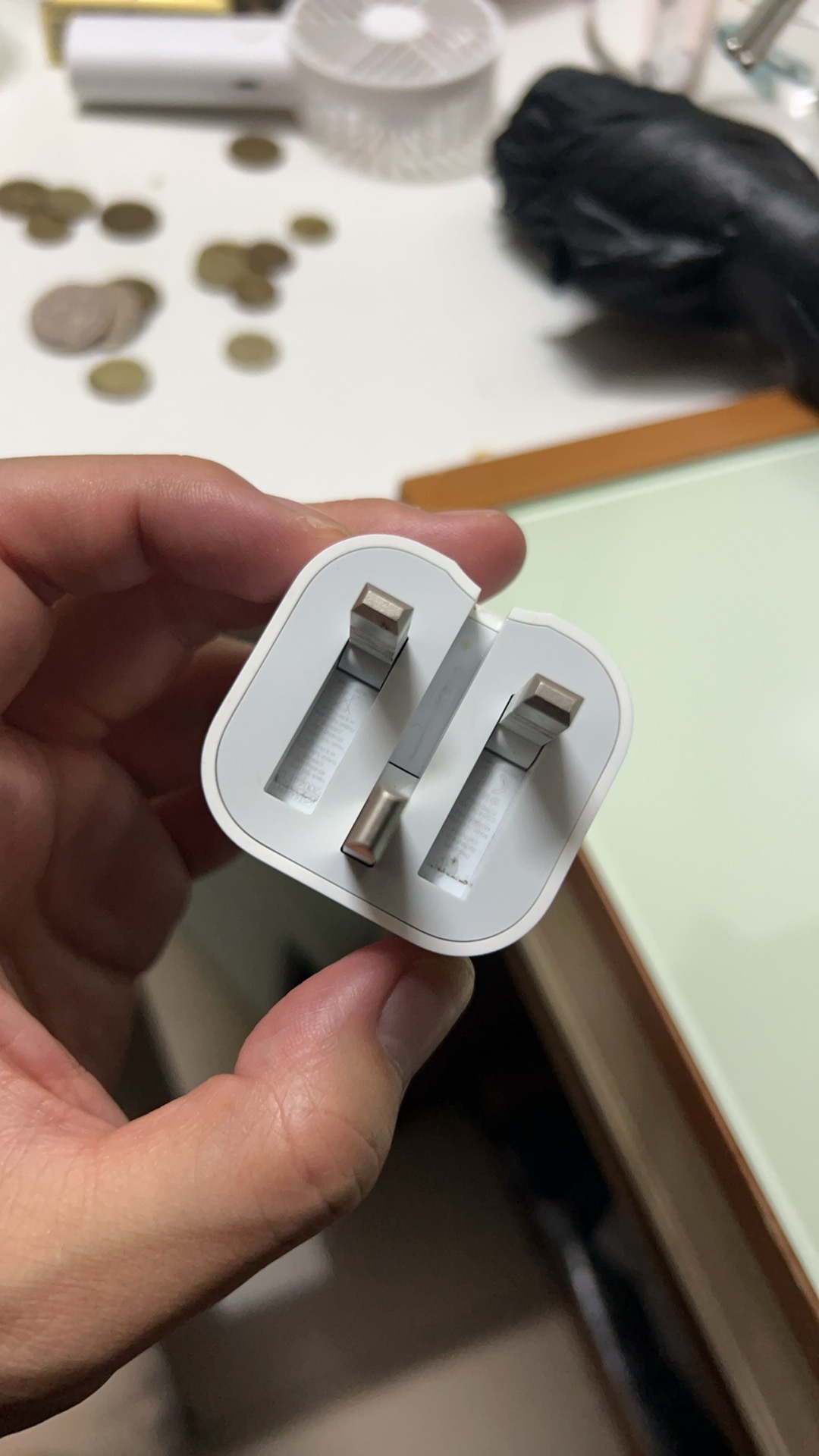 iPhone港版充电头