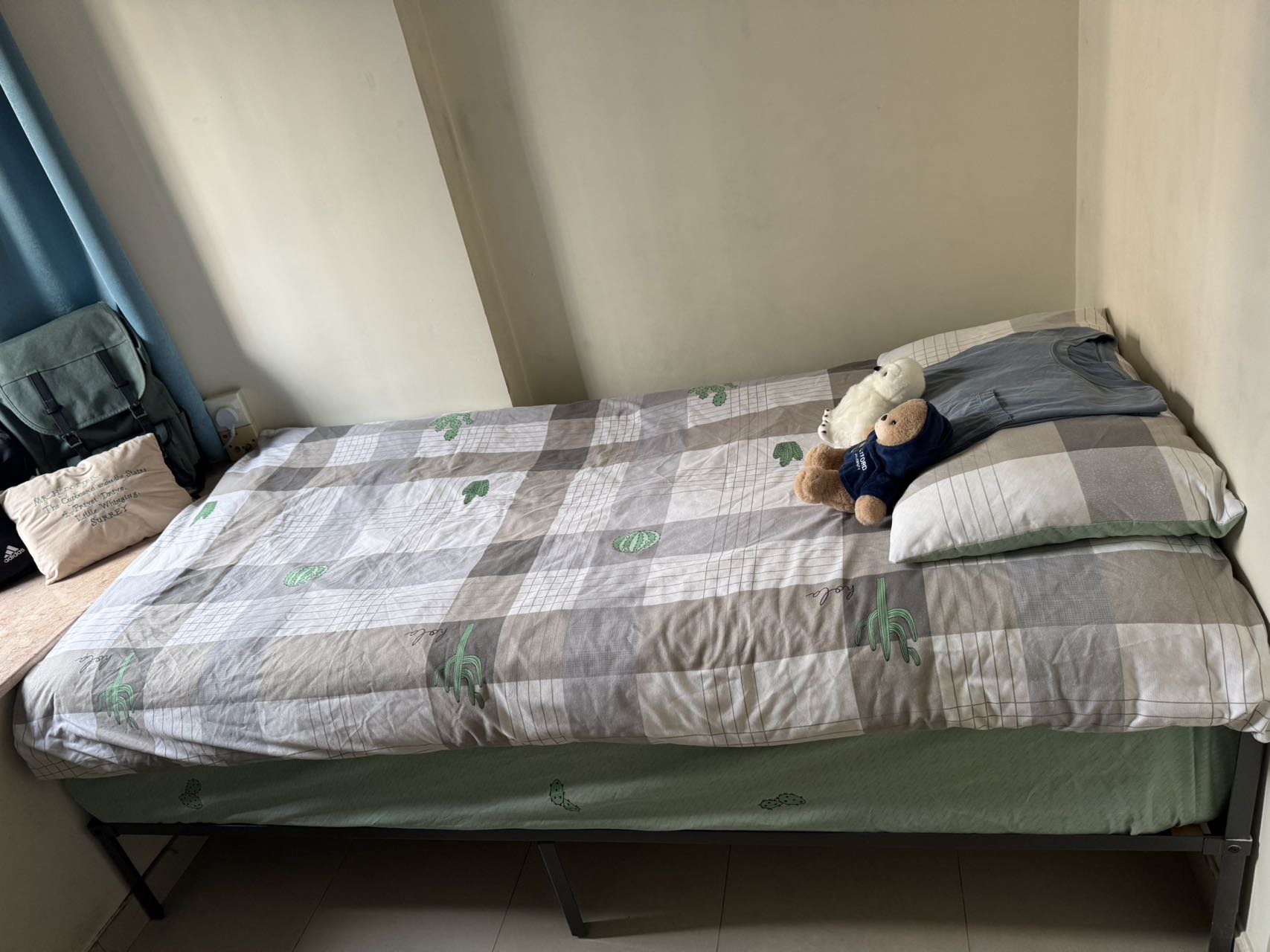 单人床家及床垫