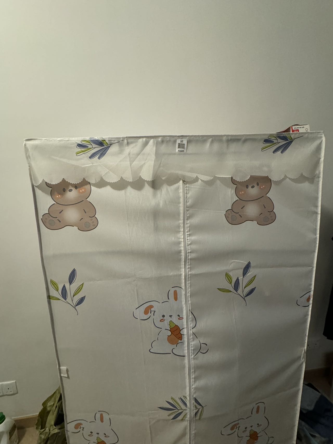 床，衣柜，塑料柜，衣架