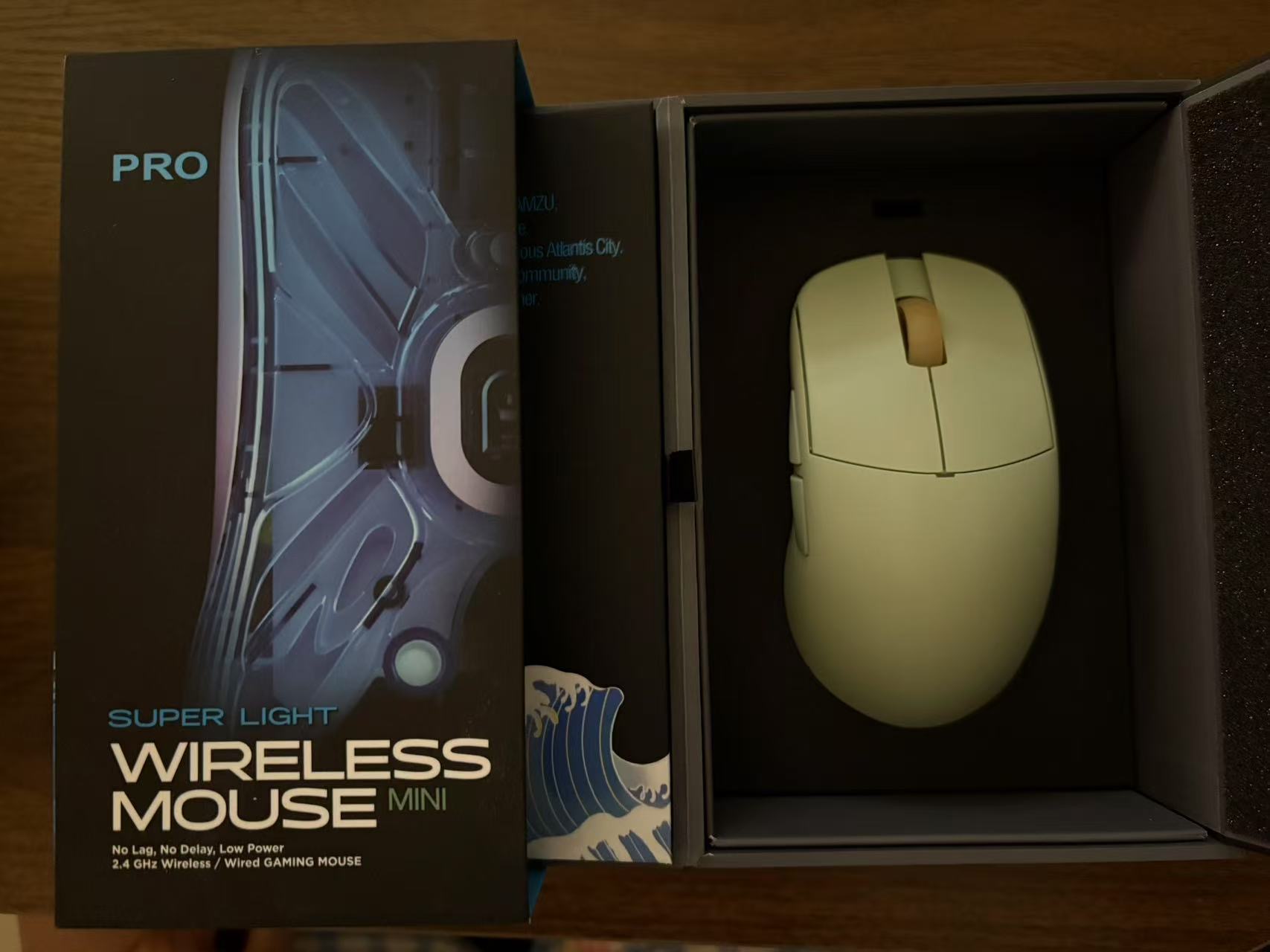 Lamzu兰族 亚特兰蒂斯 mini pro 抹茶绿鼠标