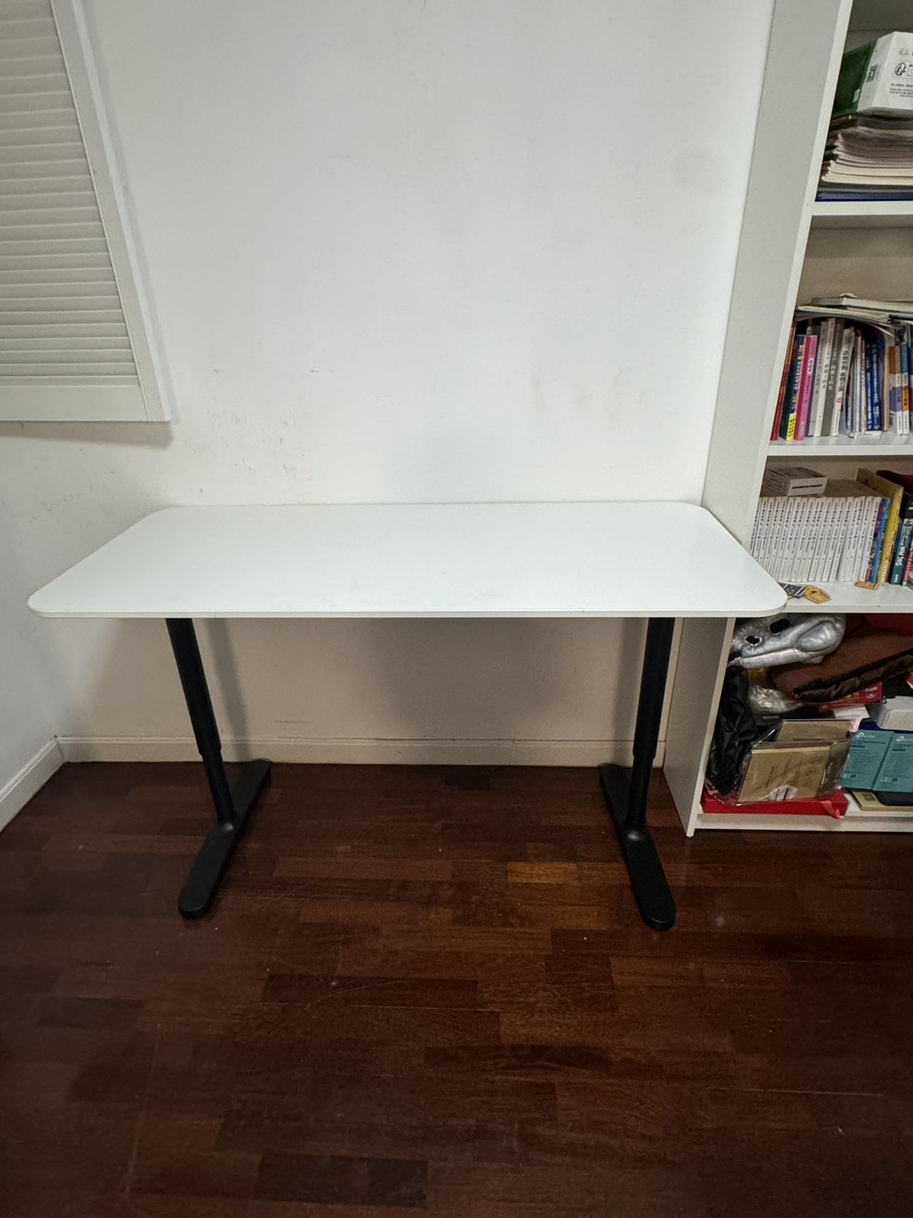 Ikea BEKANT 112 -120*80cm