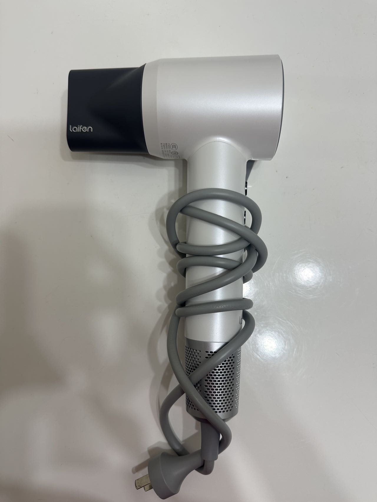 徕芬吹风机LF03