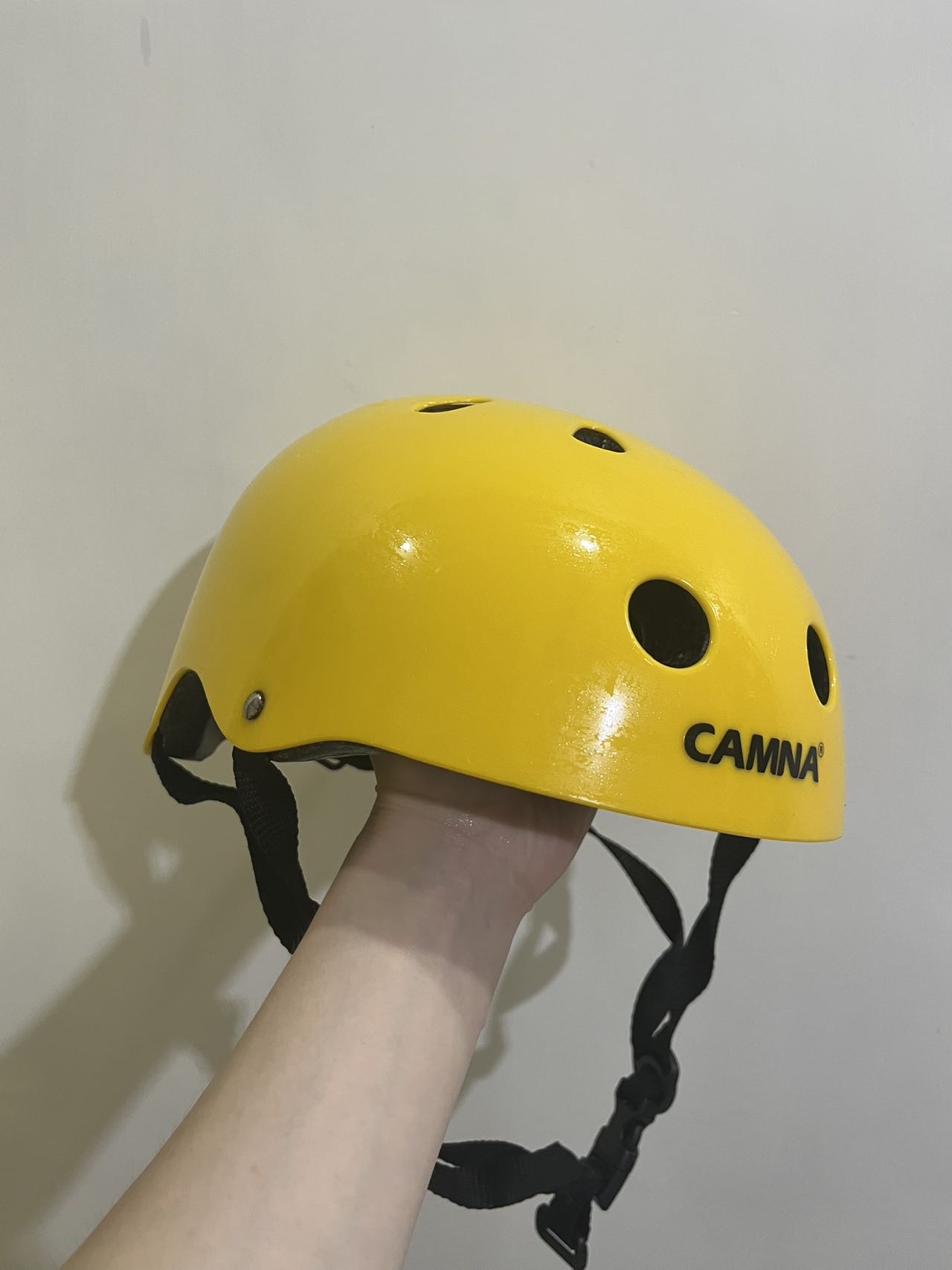 户外登山/捆边头盔