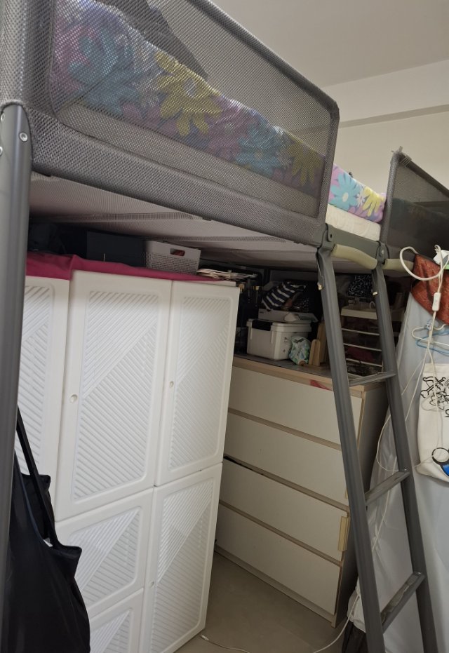 高架床，床褥，五斗柜，蚂蚁柜全部