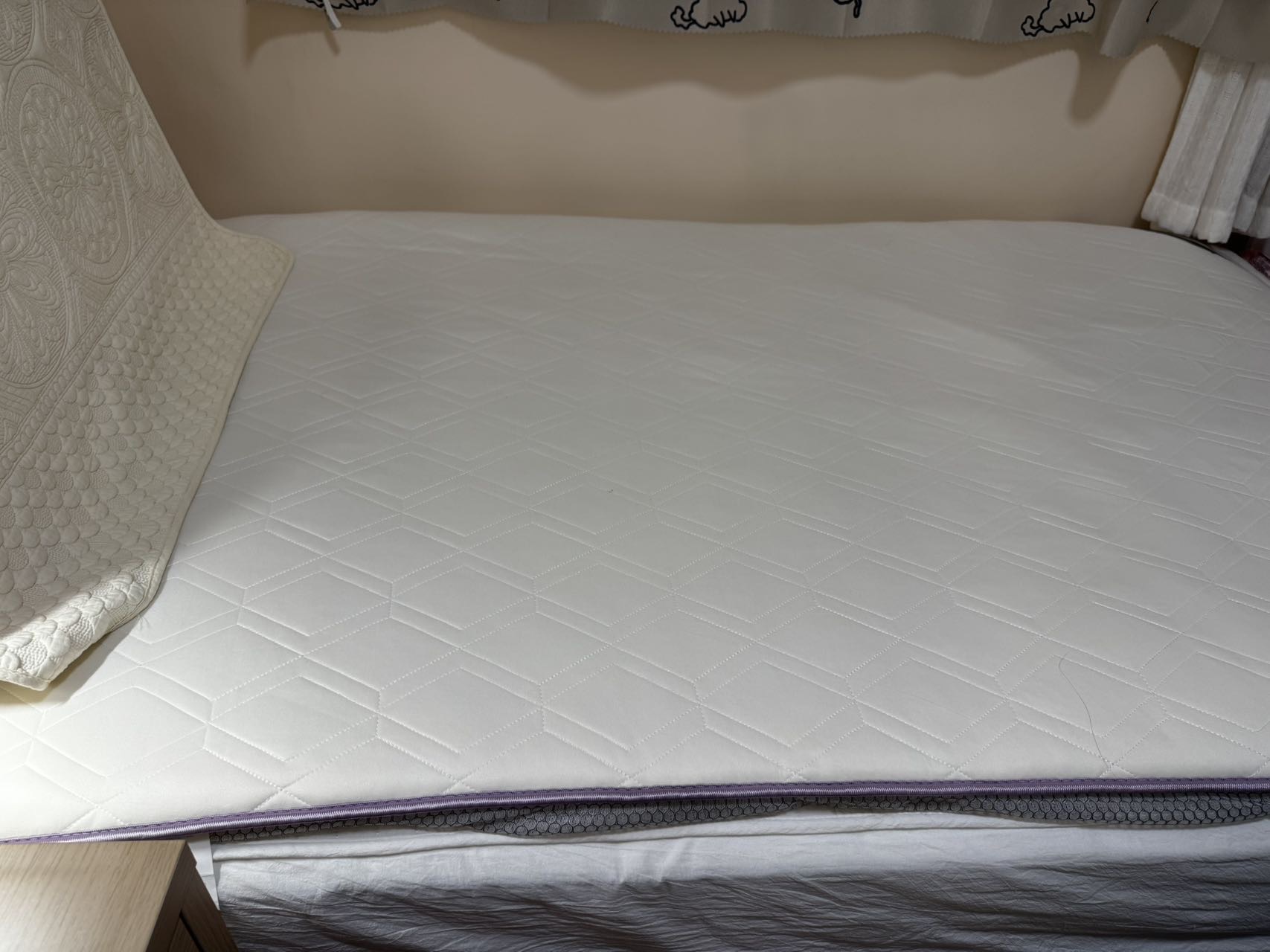 乳胶床垫5cm厚送储物盒