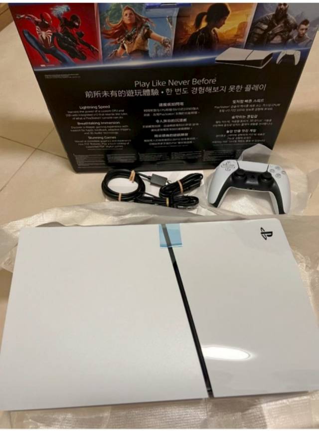 全新 PS5 digital edition