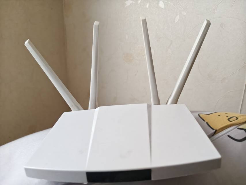 wifi路由器 可插卡可网线支持LTE