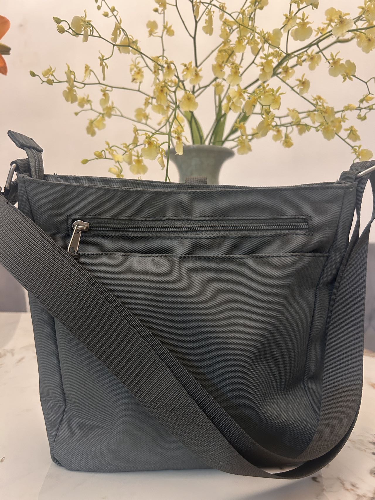 anello GRANDE LOMO多口袋水桶斜挎包