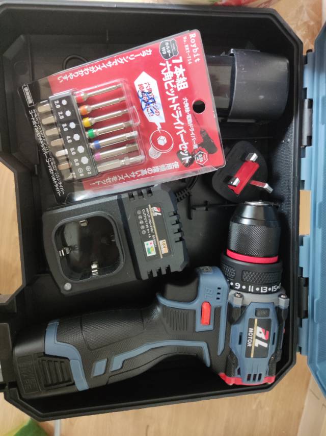 电动螺丝刀套组