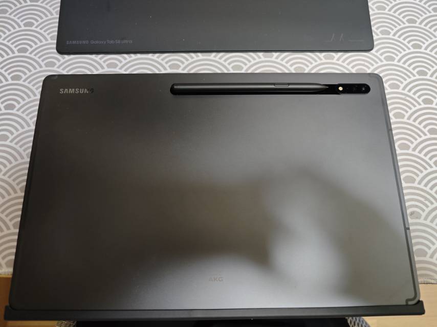 三星 s8 ultra 平板，带官方键盘保护套及触控笔