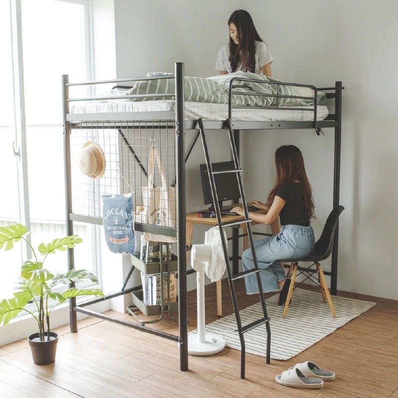 床，床垫，桌椅（搬家出东西）