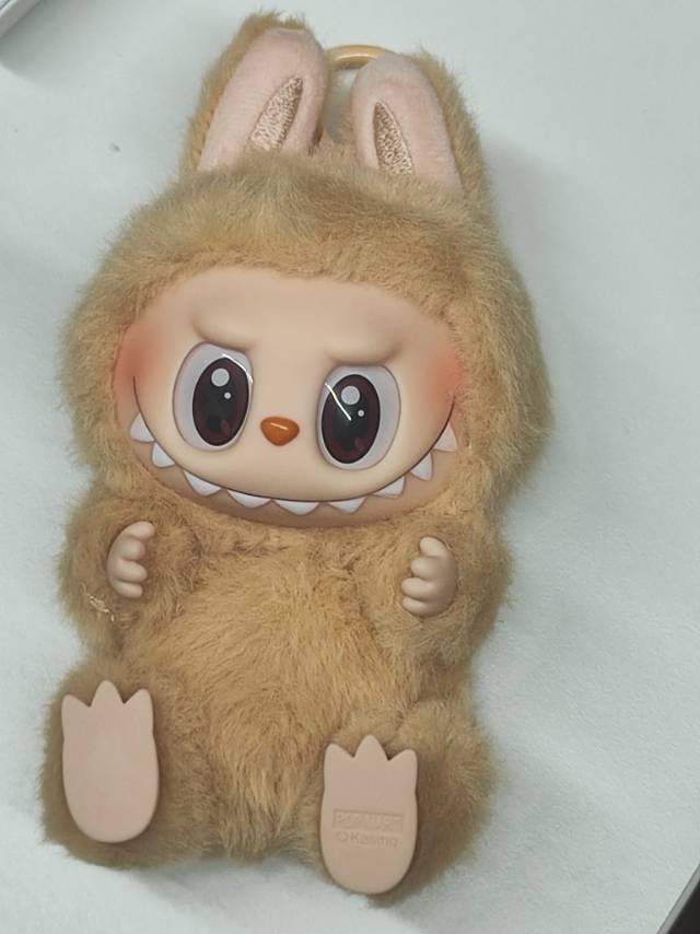 Labubu盲盒