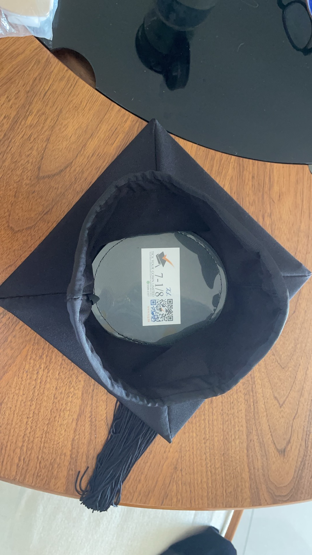 中文大学建筑系毕业礼袍