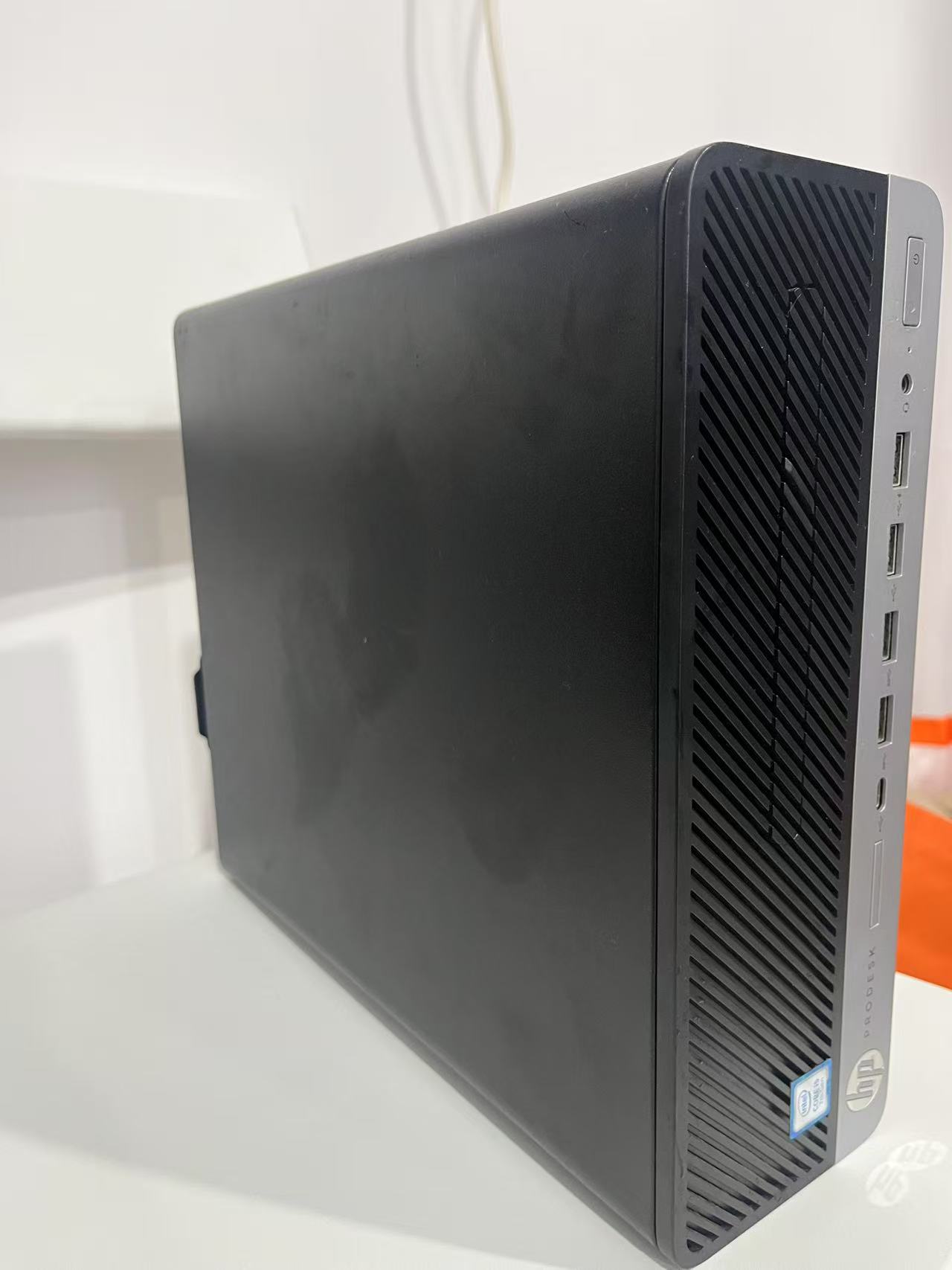 HP ProDesk 600 G3 SFF 桌上型電腦 Intel Core i5-6500 8GB DDR4 RAM、512GB SSD、Type-C、、WiFi、Windows 10（黑色）