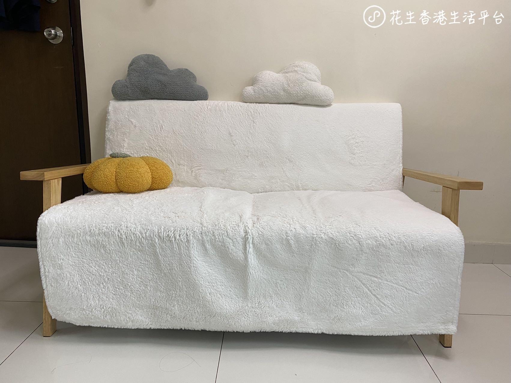 双人床 / 柜子 / 跪凳 / 茶几 / 双人沙发