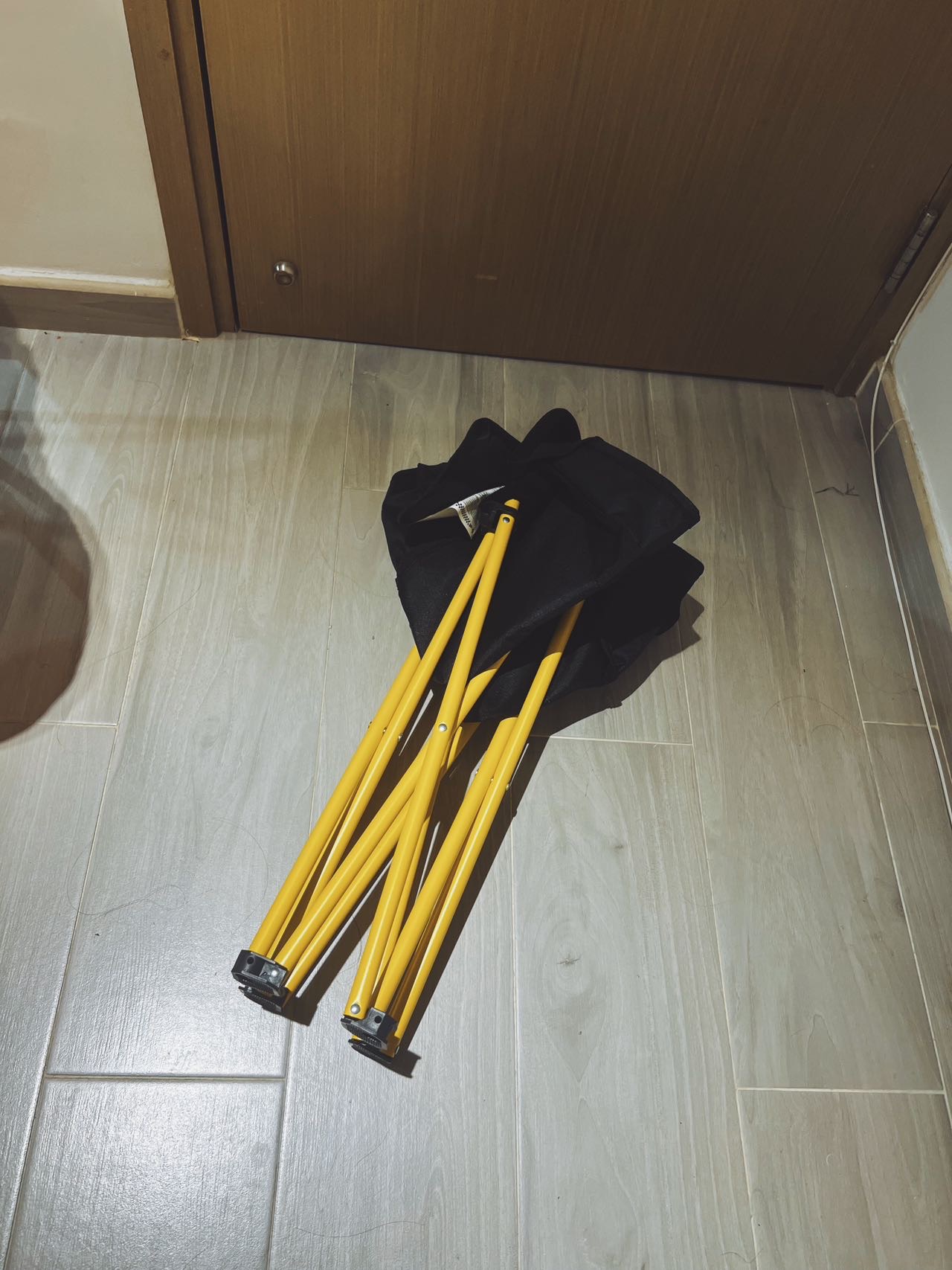 美团中秋礼盒户外野餐glamping好用折叠椅两把 黄色黑色各一把