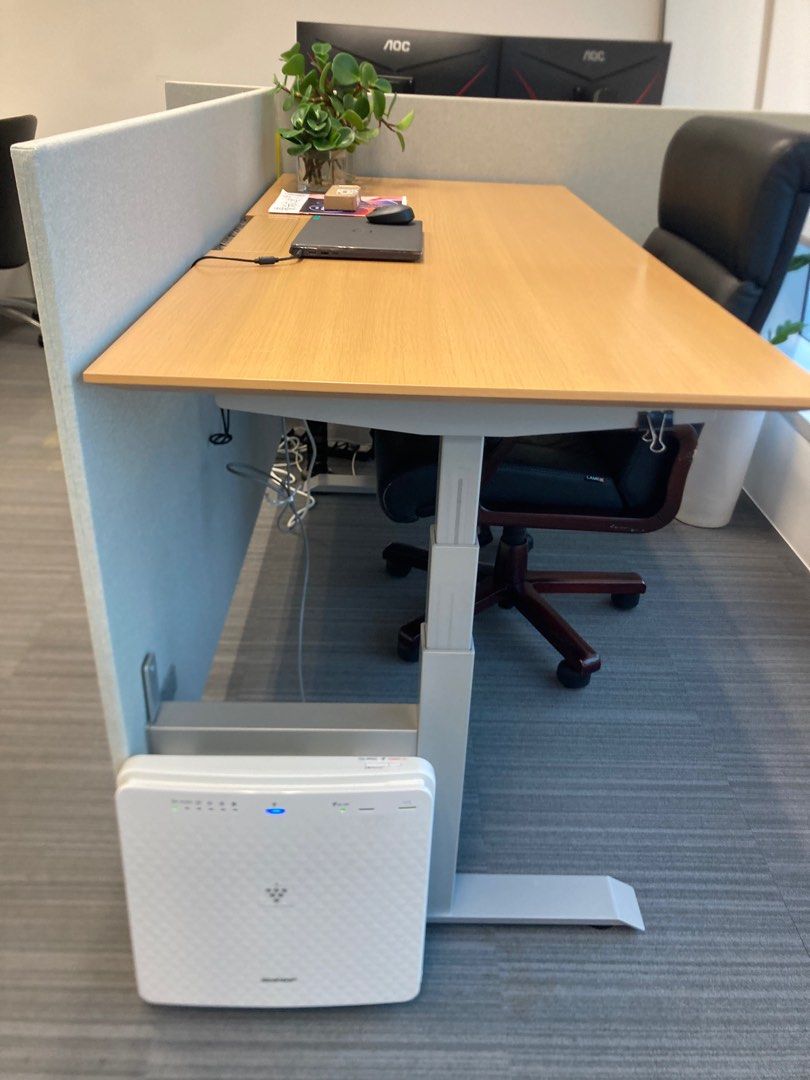 Haworth 電動升降檯