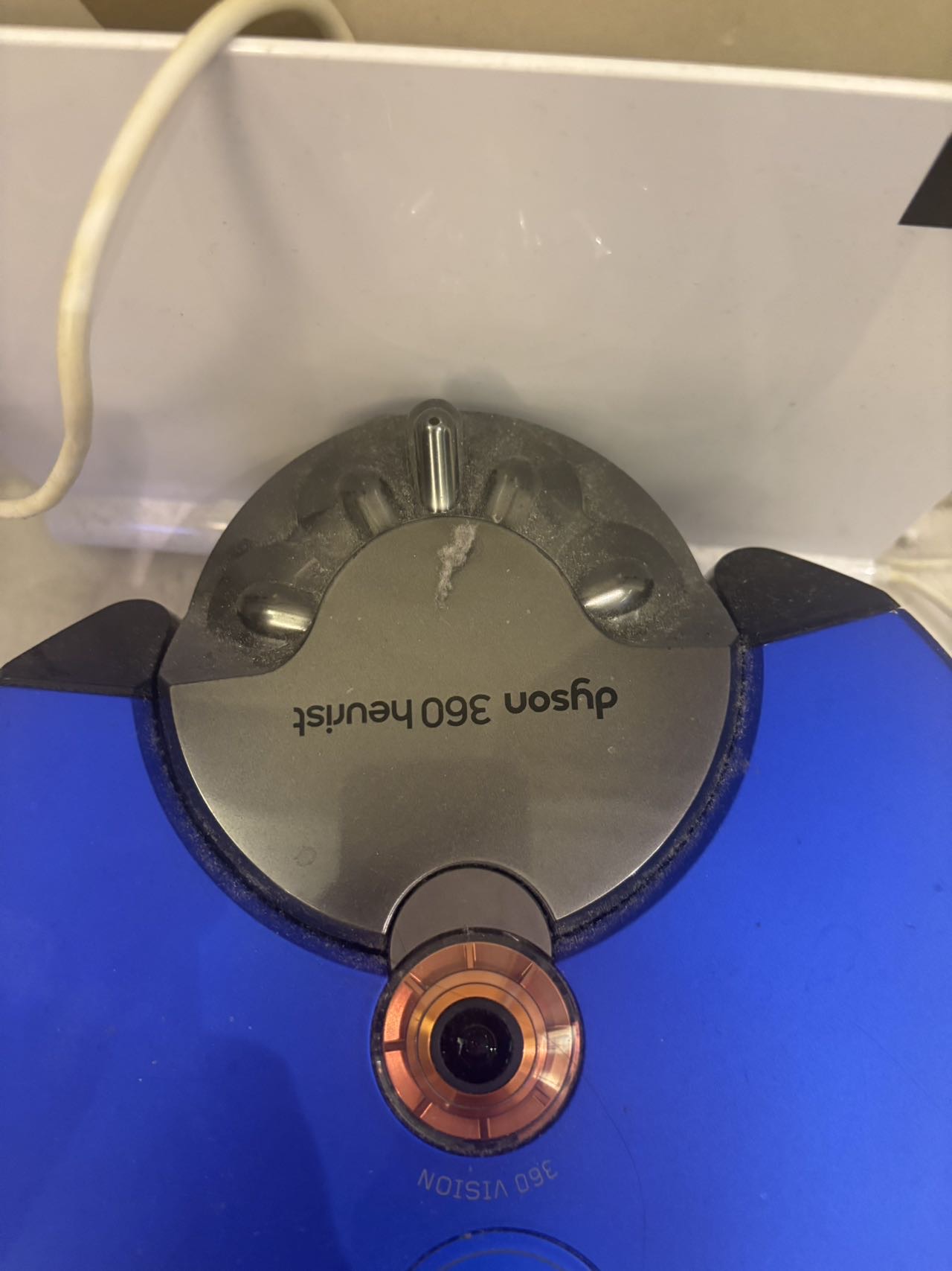 戴森扫地机器人