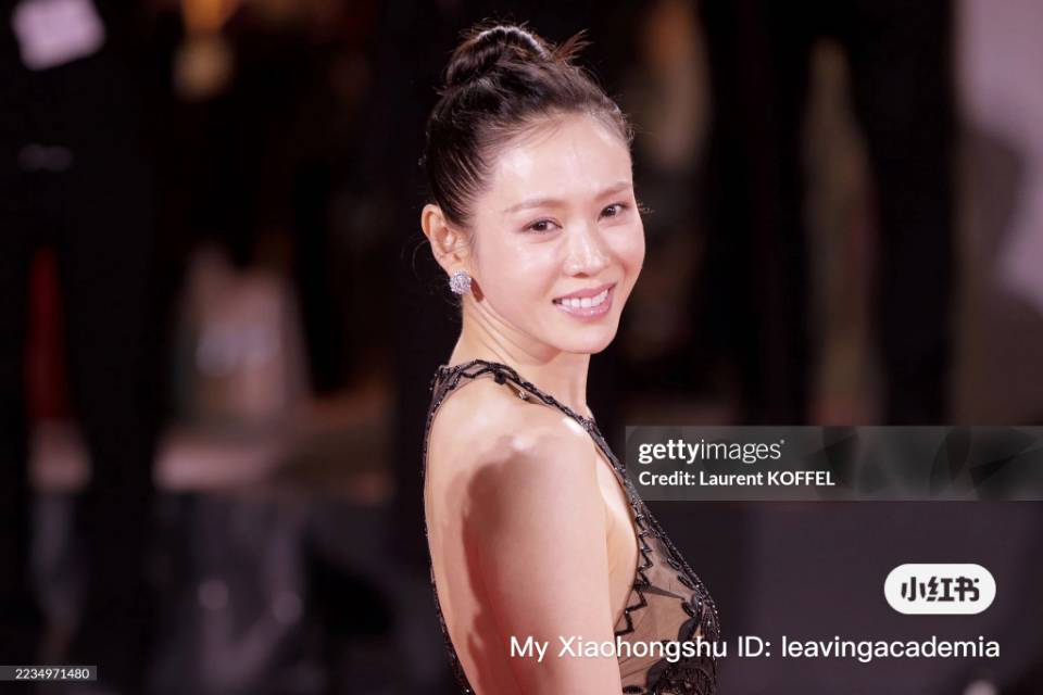 孫藝珍x李秉憲 最新电影票 转出