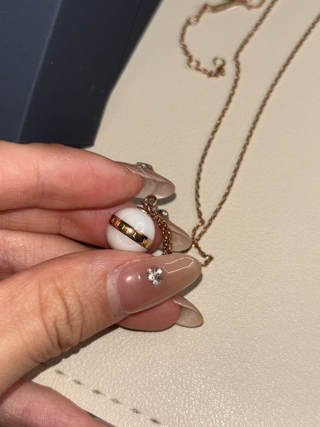 【9新带盒 原价¥1090】Daniel Wellington项链 ASPIRATION系列优雅圆球